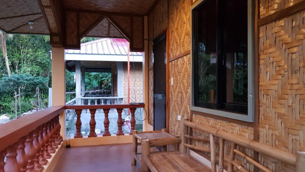 Paco'S Garden Home Stay Мамбаджао Екстериор снимка